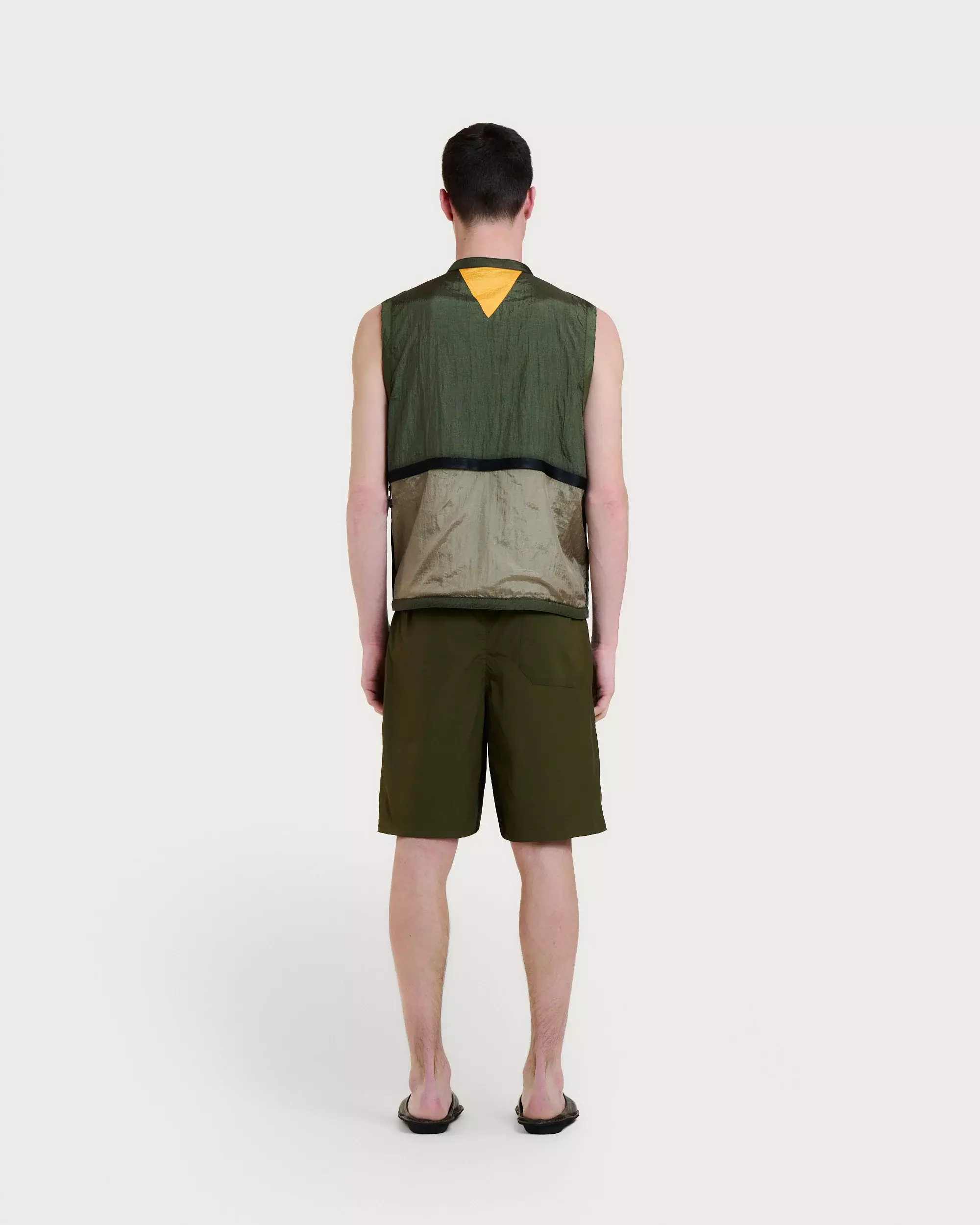 Homecore Light Vest Army Green Weste Herren grün
